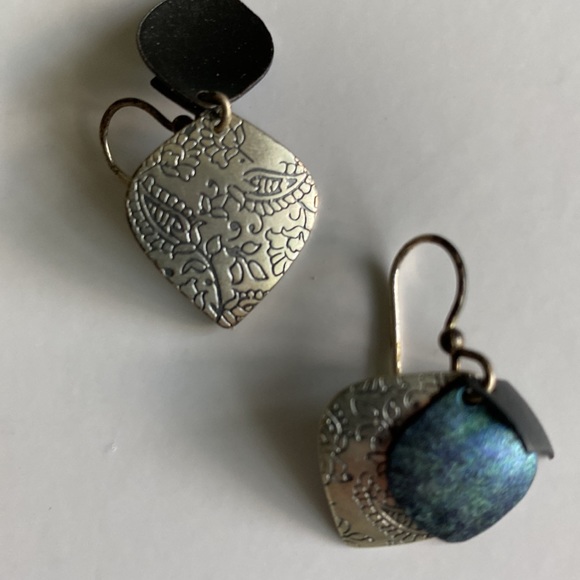 Layered Drop Earrings - Picture 3 of 3